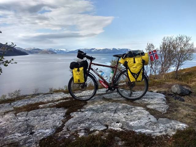 33615812_10213539285668741_9079171791246589952_n